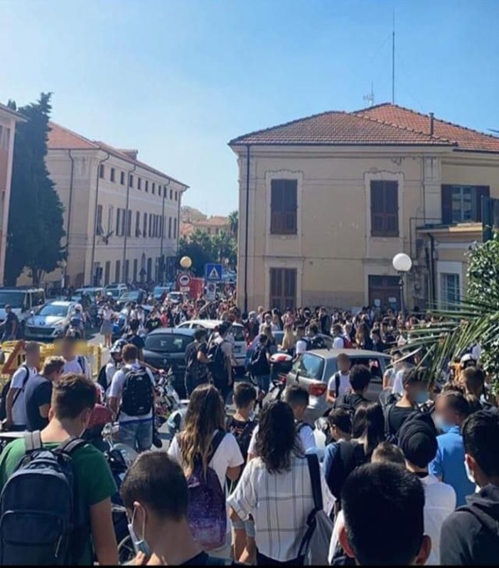 Sciopero nazionale, anche gli studenti della provincia scendono in piazza domani ad Imperia