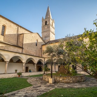 Taggia: viticoltura in mostra al Convento dei Domenicani con il “1º Wine Photo Experience e La Viticoltura bel Ponente Ligure”