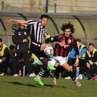 Calcio. Serie D, tra Argentina e Lavagnese è 1-1. Calabria: &quot;Dalla prossima domenica inizia un altro tipo di salita&quot; (FOTO e VIDEO)