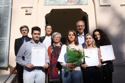 Taggia: grazie ai ragazzi dell'Accademia di Belle Arti di Sanremo sono stati abbelliti due appartamenti della “Casa Miracolo della Vita”