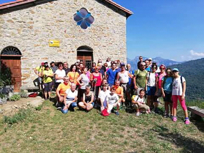 Bajardo: domenica scorsa inaugurata la mappa degli antichi sentieri e mulattiere (Foto)