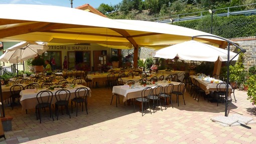 Al ristorante Antichi Sapori di Terzorio fino fine Settembre 6 giorni su 7 di gusto e sapore: da Ottobre si torna all'orario invernale