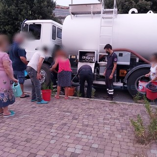 Riva Ligure: ancora numerose famiglie senza acqua, il sindaco &quot;Guasto riparato ma ci vuole tempo&quot;