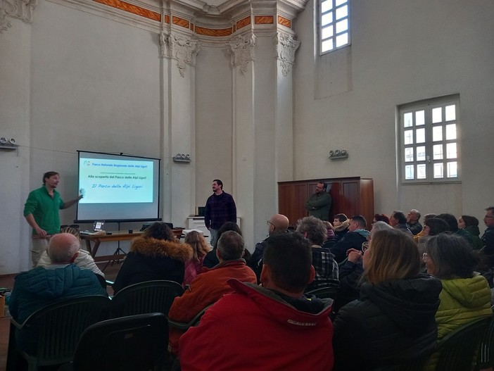 Pigna: grande successo oggi per l'evento 'Alla scoperta del Parco delle Alpi Liguri'