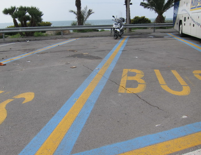 Sanremo: diventano a pagamento i parcheggi per i bus di piazzale Dapporto e Pian di Poma