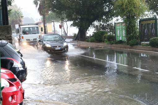 Sanremo: allagamenti in corso Mazzini, le foto dallo stadio inviate dal lettore Fabio