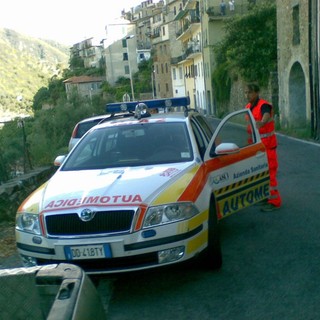 Con la bici in un torrente: ferita 23 enne in zona Barcadello a Diano Castello