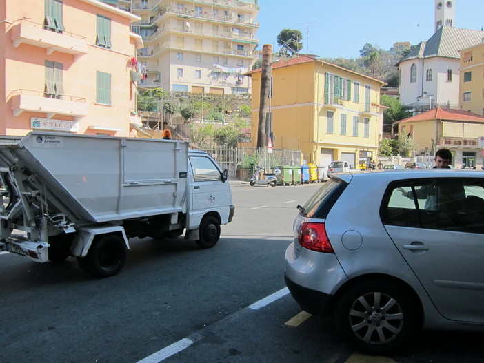 Sanremo: Piazzale del Borgo, finiti i lavori per ovviare agli inconvenienti in caso di maltempo