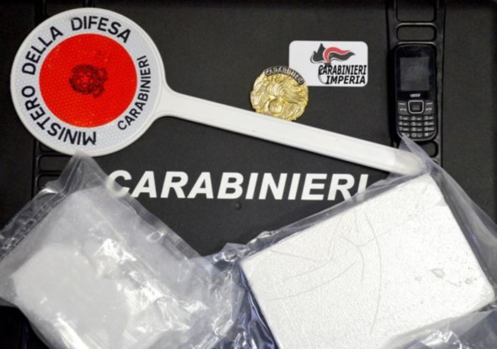 Sanremo: Blitz dei Carabinieri del Nucleo Investigativo di Imperia, sequestrato quasi un chilo e mezzo di Cocaina