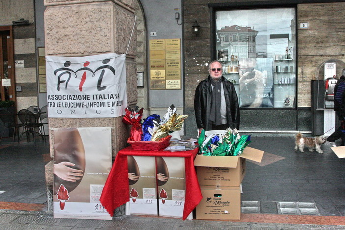 Tornano a Sanremo le uova di Pasqua dell'AIL, raccolta fondi oggi e per tutto il weekend