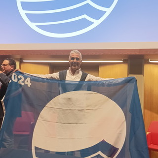 A Bordighera assegnate le Bandiera Blu per le spiagge e per l’approdo turistico