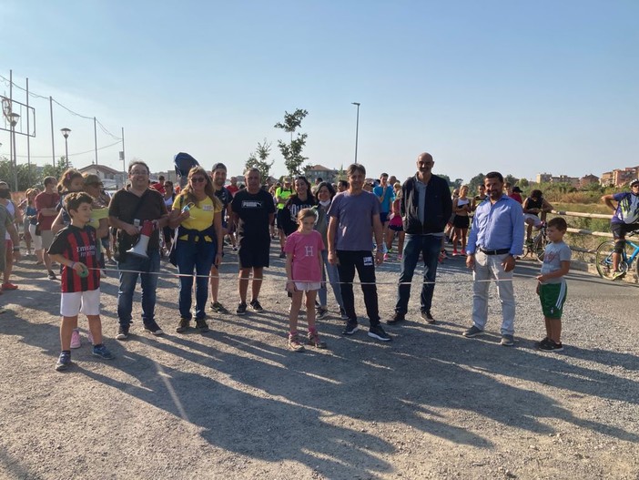 Successo per la manifestazione ‘Bici Camminando Mangiando’ sul percorso ciclo-pedonale di Camporosso a Dolceacqua (foto)