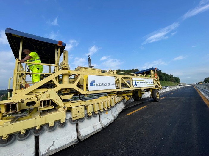 A6 Savona-Torino: da domenica e per tutti i weekend estivi in azione il “Barrier Systems” nel cantiere del viadotto Cento Nord