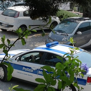 Diano Marina: controlli sulla rete idrica, Polizia Municipale e Rivieracqua all'hotel Metropol di Americo Pilati (Foto)