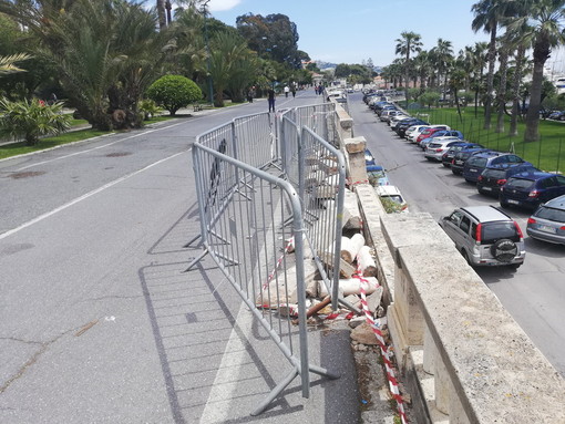 Sanremo: balaustra crollata nella passeggiata Trento Trieste, un cittadino chiede immediati interventi