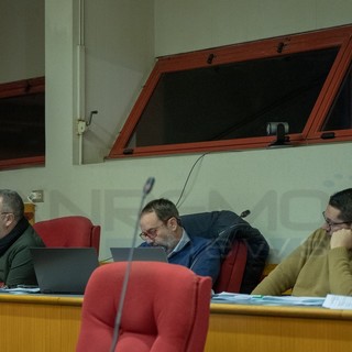 Taggia: consiglio comunale di lunedì, l'opposizione accusa &quot;L'amministrazione aumenta tutto e non ci ascolta&quot;