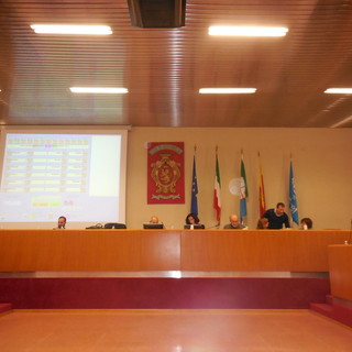 Ventimiglia: questa sera consiglio comunale 'caldo' sullo scioglimento dell'assise nel 2012 con la Giunta Scullino