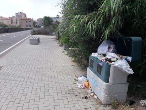 Incuria e danneggiamenti sulla pista ciclabile, lo sconcerto di Lorenzo Gariano