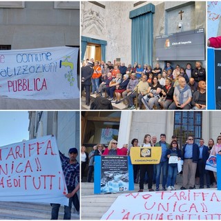 Maxi bollette di Rivieracqua, la protesta cresce: presidio davanti al Comune di Imperia (foto e video)