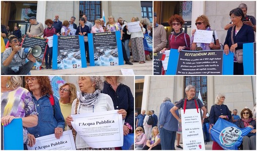 Maxi bollette, i cittadini manifestano davanti a Palazzo civico (foto e video)