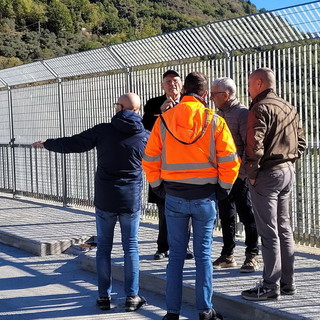 Valle Argentina: importanti operazioni di collaudo statico del ponte di Loreto a Triora