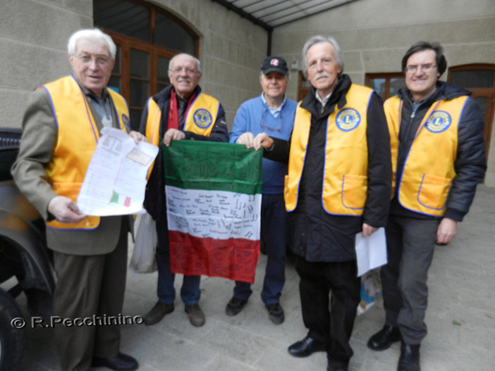 Sanremo: una bandiera con le firme dei ragazzi di quinta elementare con disegno sarà inviata al Presidente Mattarella