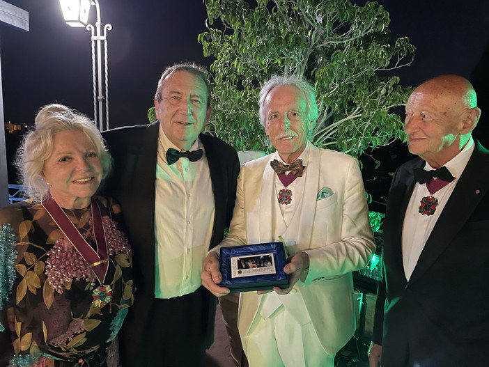 Successo per la Festa di Mezza Estate degli Chevalier de Provence al Golf degli Ulivi di Sanremo (foto)