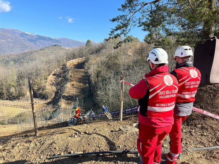 Camporosso, Aceb sostiene il progetto della Cri di Imperia: i ringraziamenti (Foto)