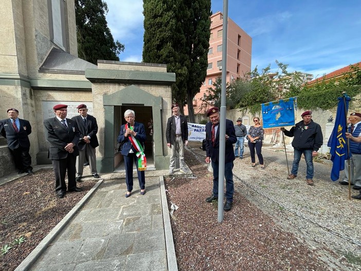 Sanremo: oggi cerimonia dell'Associazione Nazionale Paracadutisti d'Italia in onore dei Santi Patroni (foto)