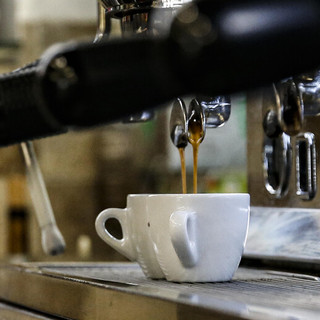 Natale amaro, aumenta il caffè come materia prima e i sindacati sono in allarme