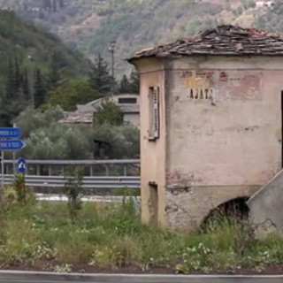 Pieve di Teco: giovedì in Comune la consegna delle firme per salvate il 'Casello del Dazio' con Fai e WePesto