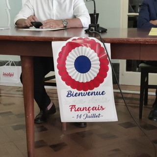 Sanremo: iniziative per la festa nazionale francese, materiale promozionale per negozianti all'infopoint