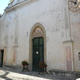 I fedeli di Diano Borello da ottobre sono rimasti senza prete a garantire le messe ci pensa il parroco di Castello