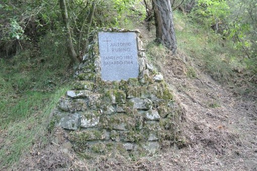 Bajardo: dopo 40 anni di abbandono, recuperato il monumento dedicato a Rubino