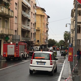 Sanremo: riaperta intorno alle 13.30 via Fiume, chiusa dalle 10.30 per la caduta di alcuni calcinacci