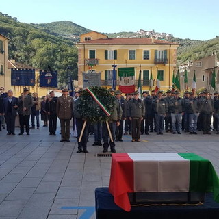 A Pontedassio i funerali dell'alpino Pietro Ramoino morto 75 anni fa in Russia (foto)