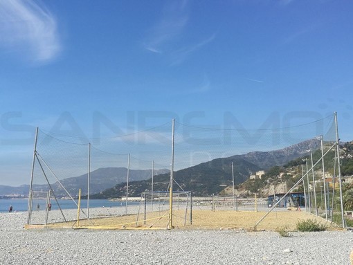 Ventimiglia: manifestazioni sportive, l’Amministrazione punta sul campetto da beach volley, inviata richiesta alla Regione per utilizzare la struttura anche fuori stagione