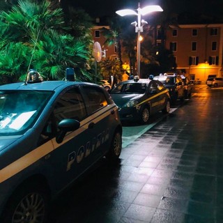 Imperia, controlli anti-covid delle forze dell'ordine nelle zone della movida