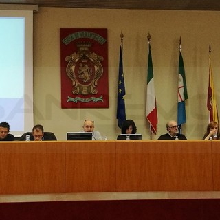 Ventimiglia: l'aumento della Tari 2017 al centro del Consiglio comunale, Ballestra “I cittadini non possano farsi carico anche di questa incombenza fiscale”