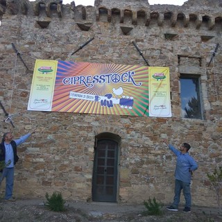 Torna con 10 band e due dj Cipresstock alla torre barbaresca