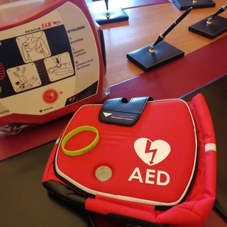 Imperia: consegnati oggi i tre defibrillatori alle Pubbliche Assistenze, frutto della partita benefica ‘Cuore in campo’ del giugno scorso