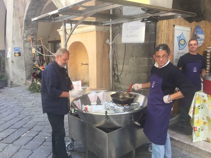 Pieve di Teco: dal 31 agosto al 2 settembre, CamminMangiando, lo streetfood del Comitato di San Giovanni all'expo