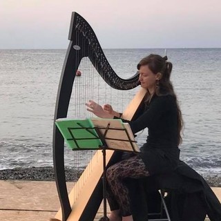 Bordighera: musica dal vivo al Bar Atù con Claudia Murachelli ed i Tribauta