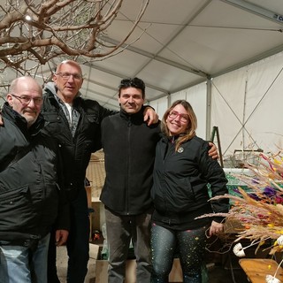 Sanremo in Fiore 2024, un carro ecologico sul running: Dolceacqua omaggia Monaco (Foto e video)