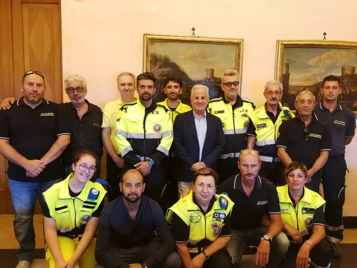 Imperia: squadra nautica, firmata la convenzione tra Protezione Civile Comunale e SS Trinità