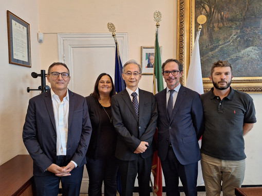 Il Console Generale del Giappone a Milano Toshiaki Kobayashi in visita a Bordighera