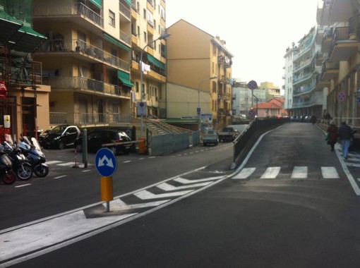 Sanremo: prosegue su Facebook la discussione sul cartello in via San Francesco. Intervengono anche Berrino e Baggioli