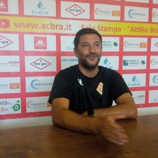 Calcio Serie D. A Bra arriva la Sanremese, Floris: &quot;Ci sarà da battagliare, parola d'ordine equilibrio&quot;