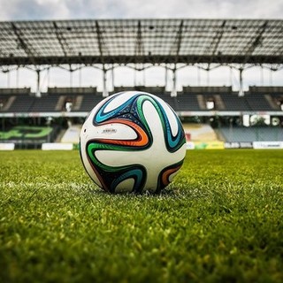 Calcio: la Reggina sconfigge il Genoa e sale al secondo posto in classifica