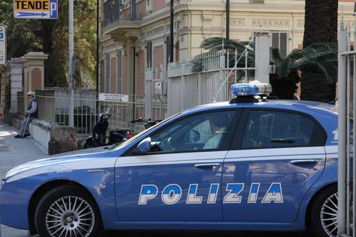 Sanremo: controlli a tappeto della Polizia, due denunce per droga